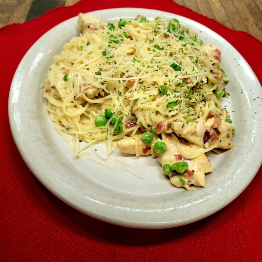 Lotsa Pasta ~ That'za Pizza